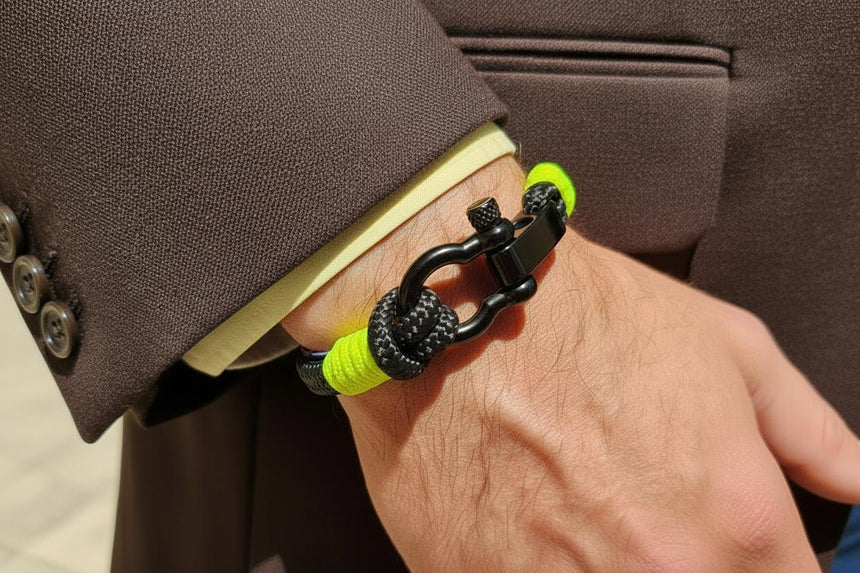 CAPTAIN 4mm Nautical Clasp Bracelet - Neon Yellow