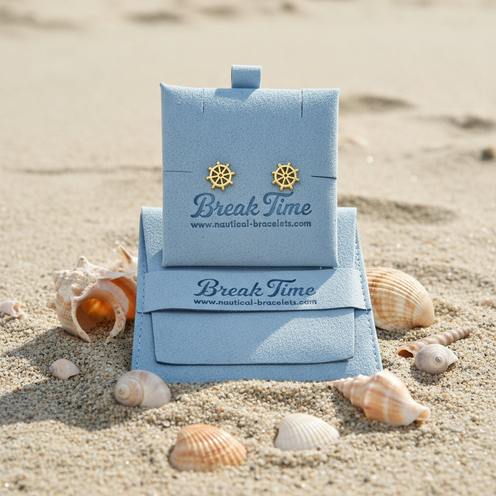 CHARMED MINI stud earrings boat wheel