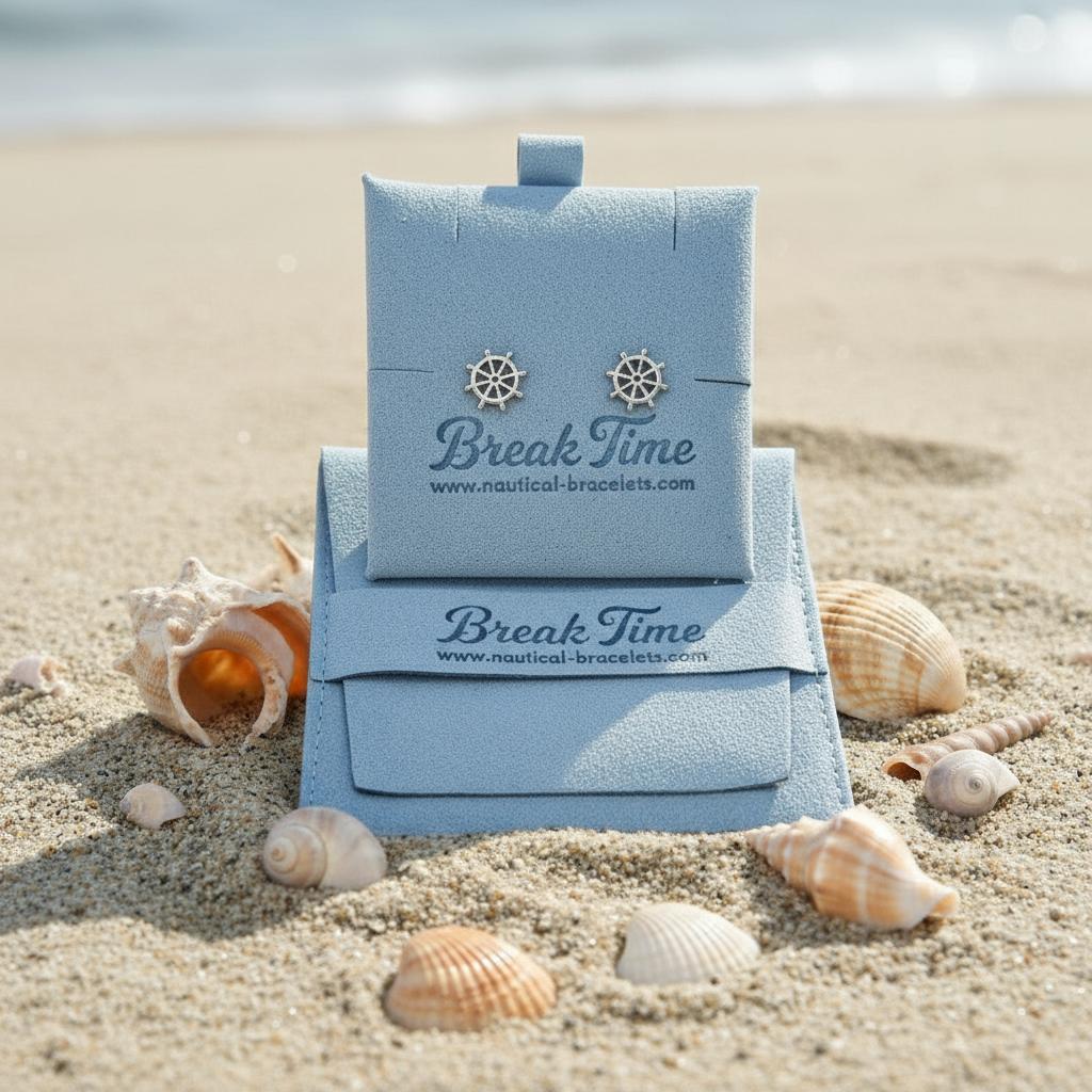 CHARMED MINI stud earrings boat wheel