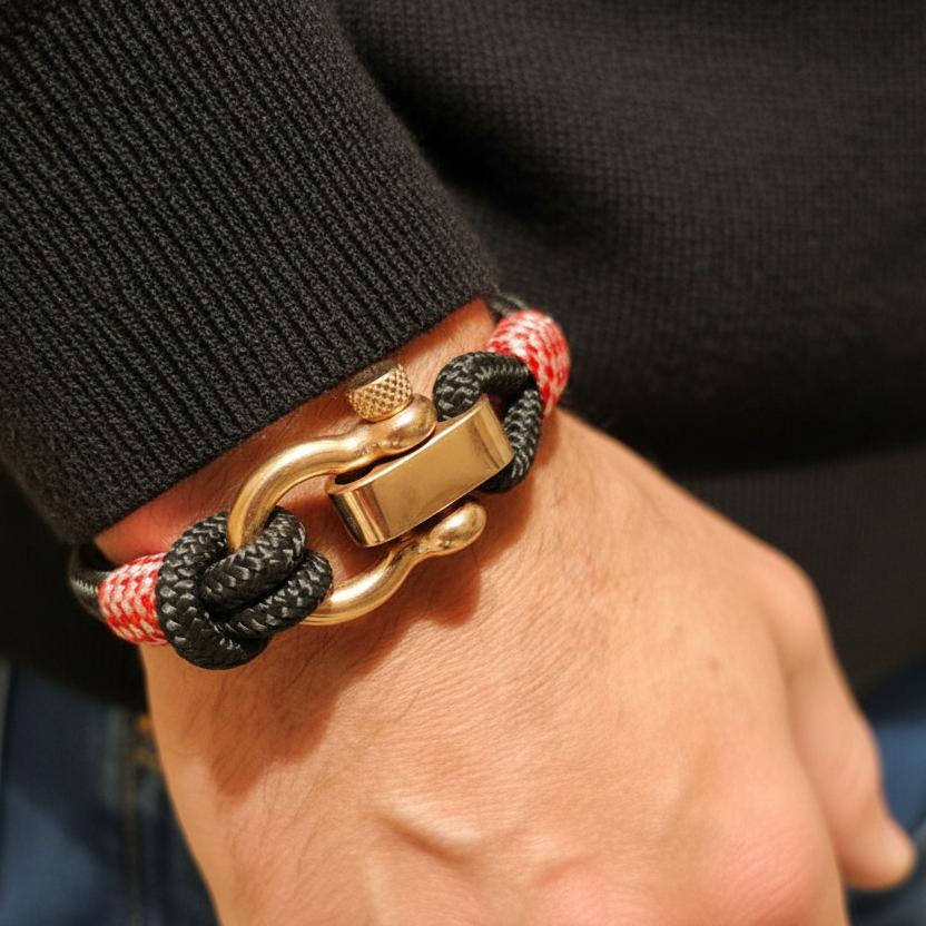 CORSAIR 5mm Nautical Clasp Bracelet Black Croatian Mix