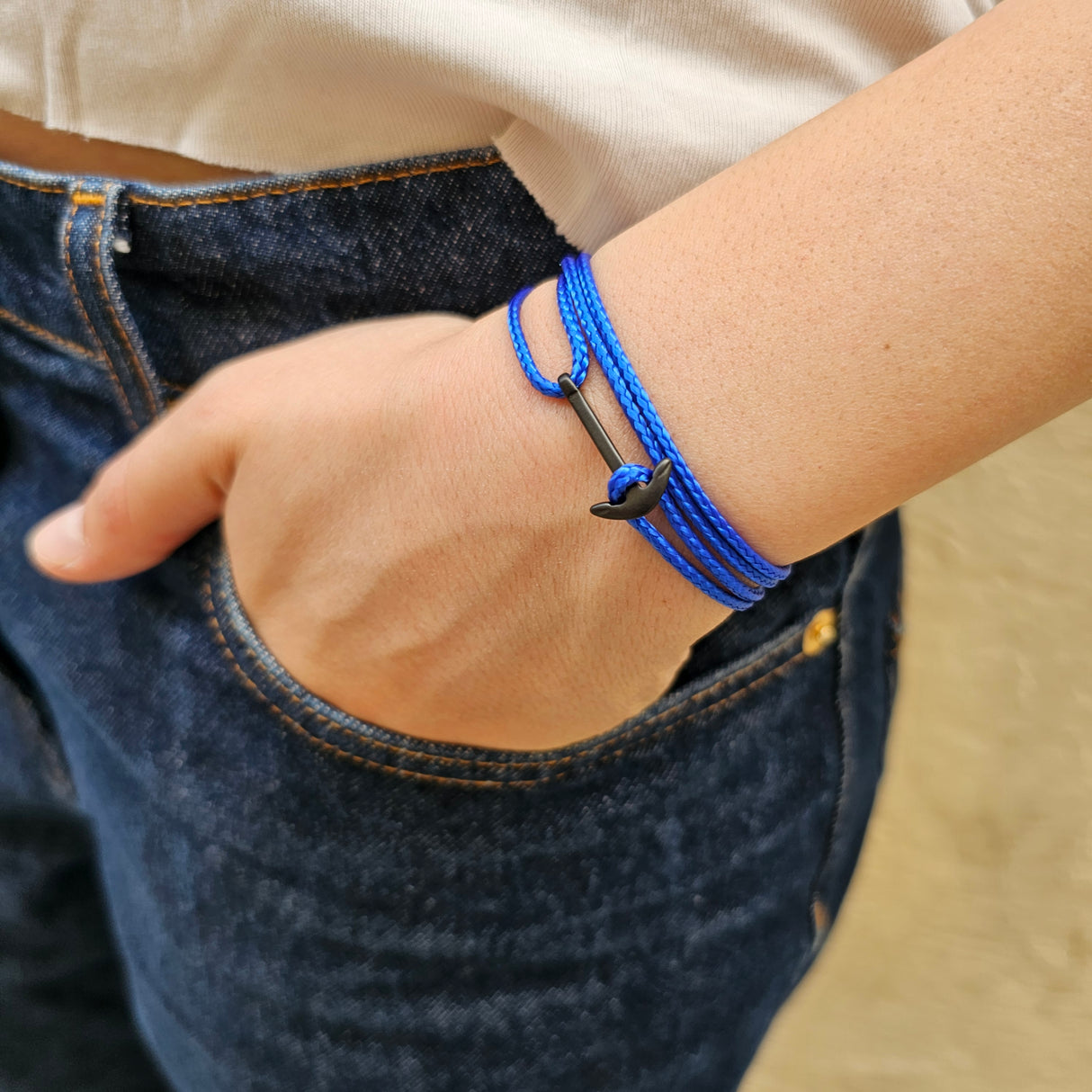 YACHT CREW mini anchor bracelet electric blue