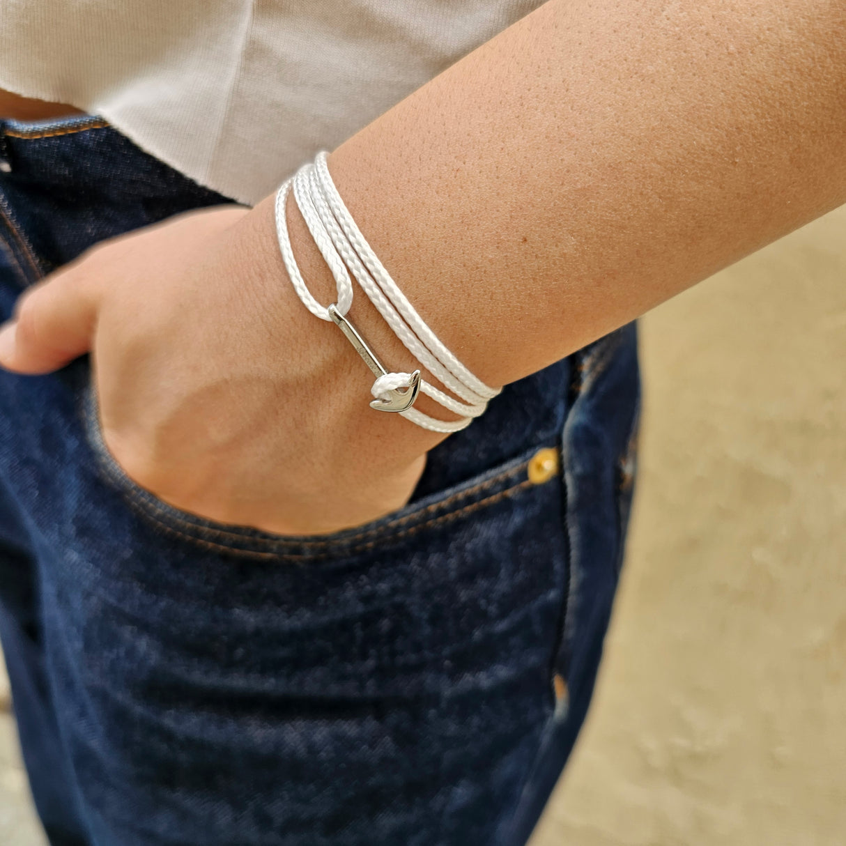 YACHT CREW mini anchor bracelet white