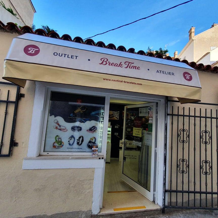 BREAK_TIME_SPLIT_SHOP_SOUVENIRS