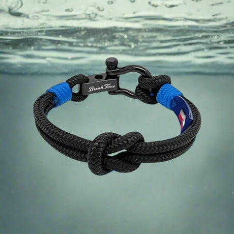 CAPTAIN Black Shackle Bracelet - Blue