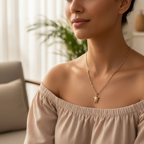 CHARMED MINI necklace sea turtle pendant
