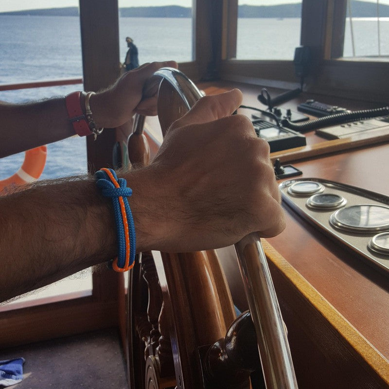 CORSAIR 5mm Nautical Clasp Bracelet Blue Orange