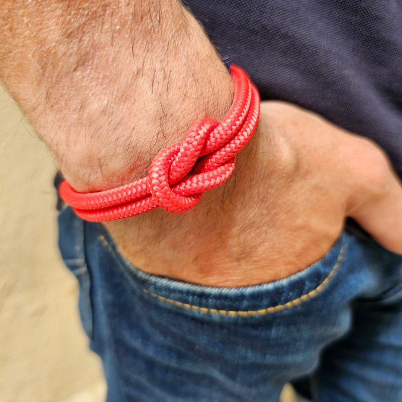 CORSAIR 5mm Nautical Clasp Bracelet Red Blue