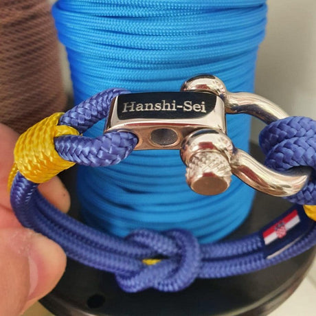 CORSAIR Big Shackle Bracelet Blue Yellow