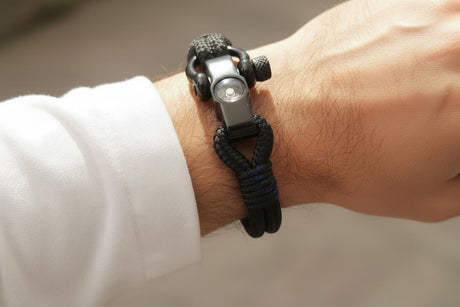 SEAMAN Compass Bracelet Black Blue Accent