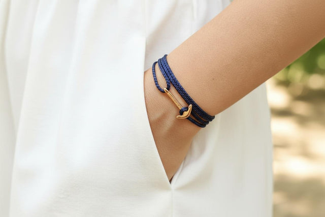 YACHT CREW mini anchor bracelet navy blue